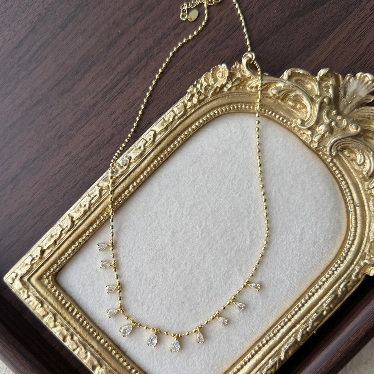 Taşlı Gold Kolye