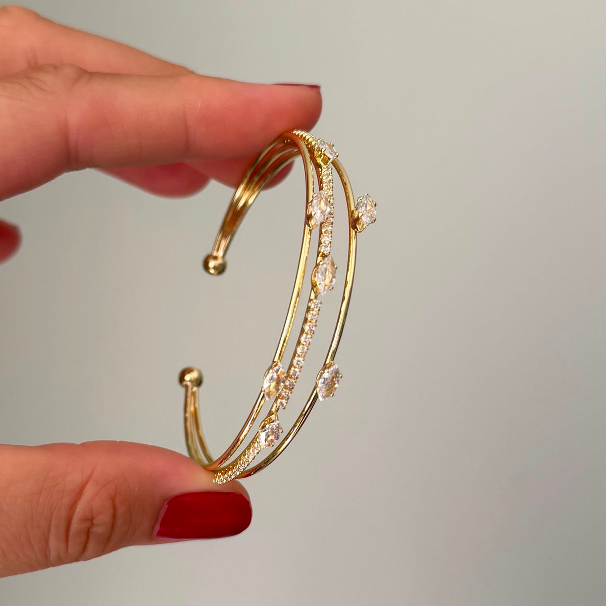 Gold Taşlı Kelepçe