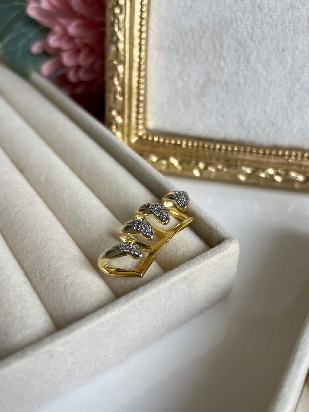 Gold Earcuff